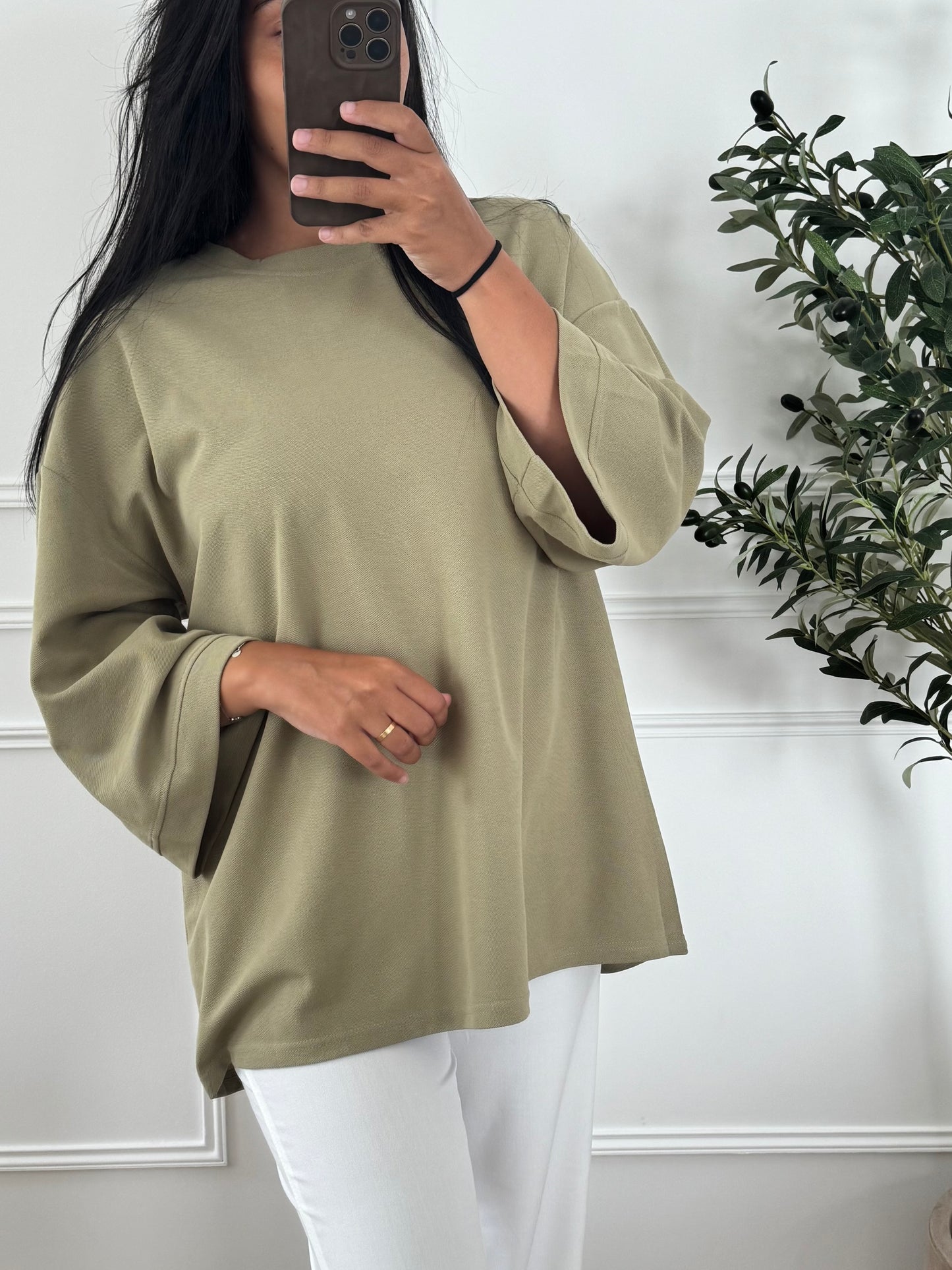ESSENTIAL | SWEAT BASIC OLIVE