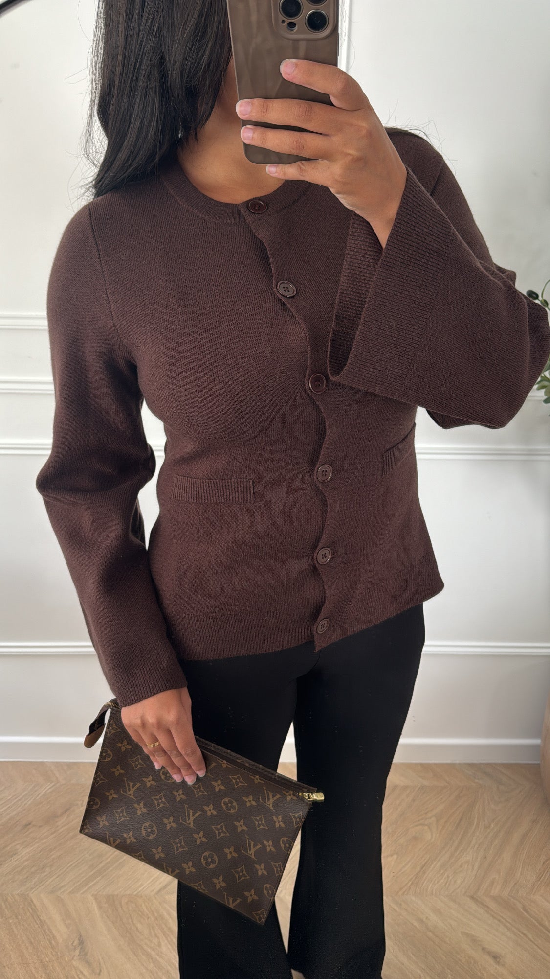 COFFEE | CARDIGAN CHOCO