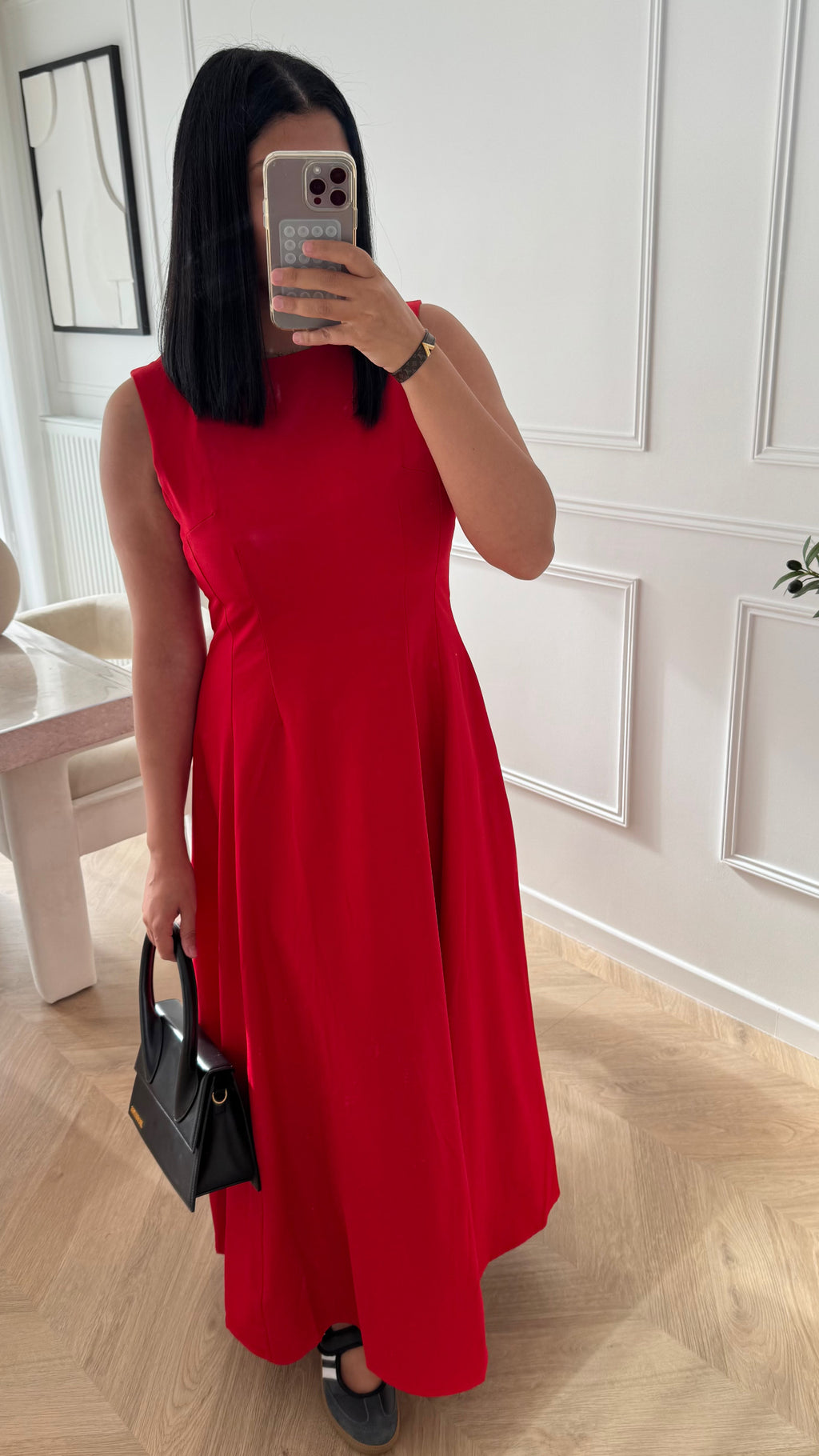LUA | ROBE ROUGE