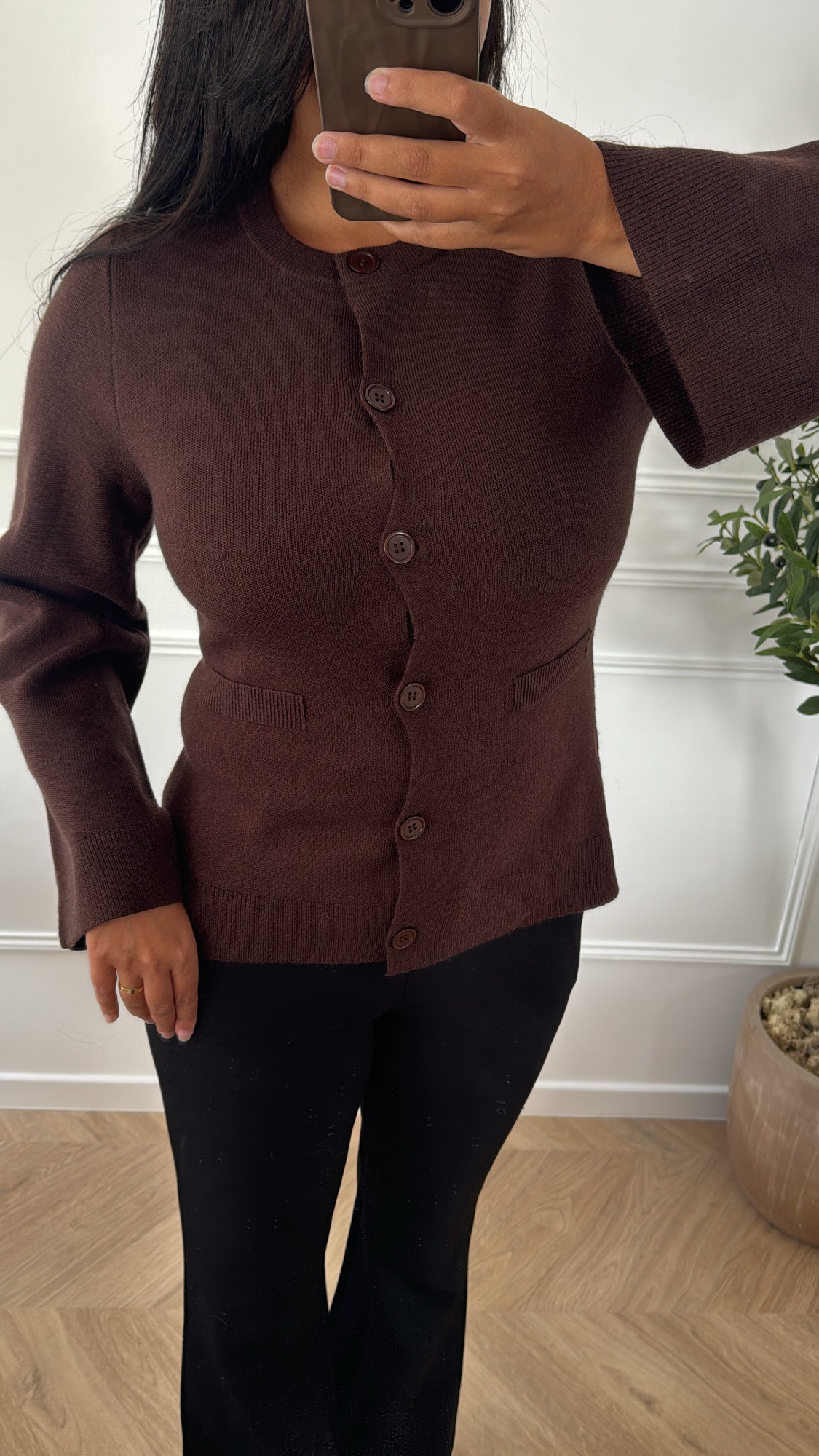 COFFEE | CARDIGAN CHOCO