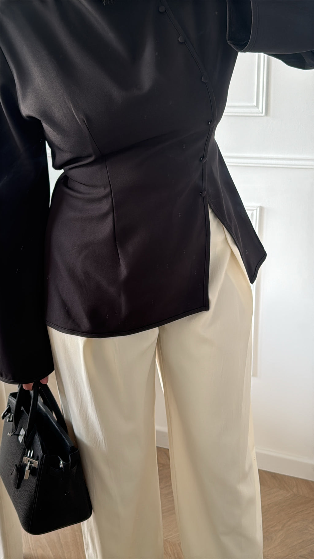 ANA | HAUT STRUCTURÉ NOIR